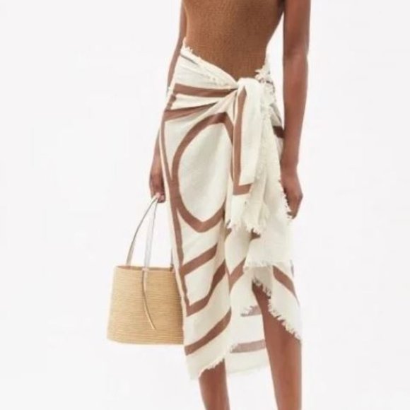 Toteme Accessories - ISO!! Not for sale — Totême Monogram-print Cotton-muslin Sarong